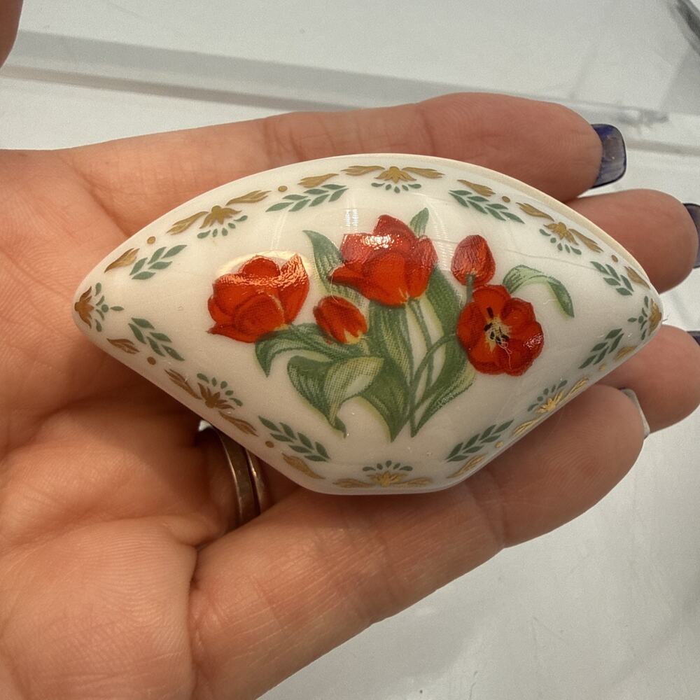 DAR Limoges Porcelain Tulip Trinket Box Vtg 1981 Flowers Of Colonial America